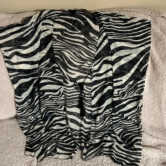 Nwt South Moon Under Zebra swim coverup - Picture 1 of 5